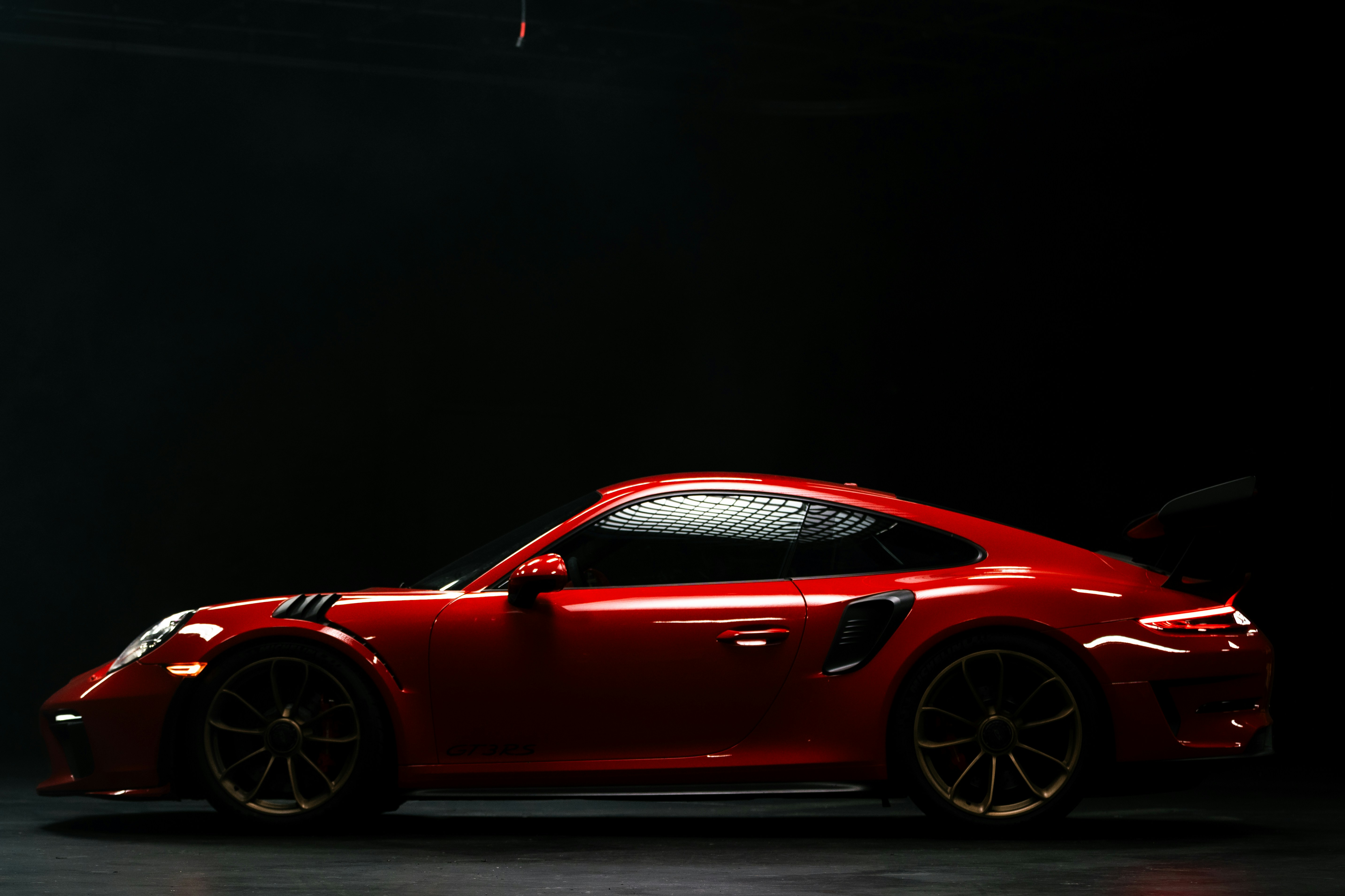 Red Porsche 911 GT3 RS